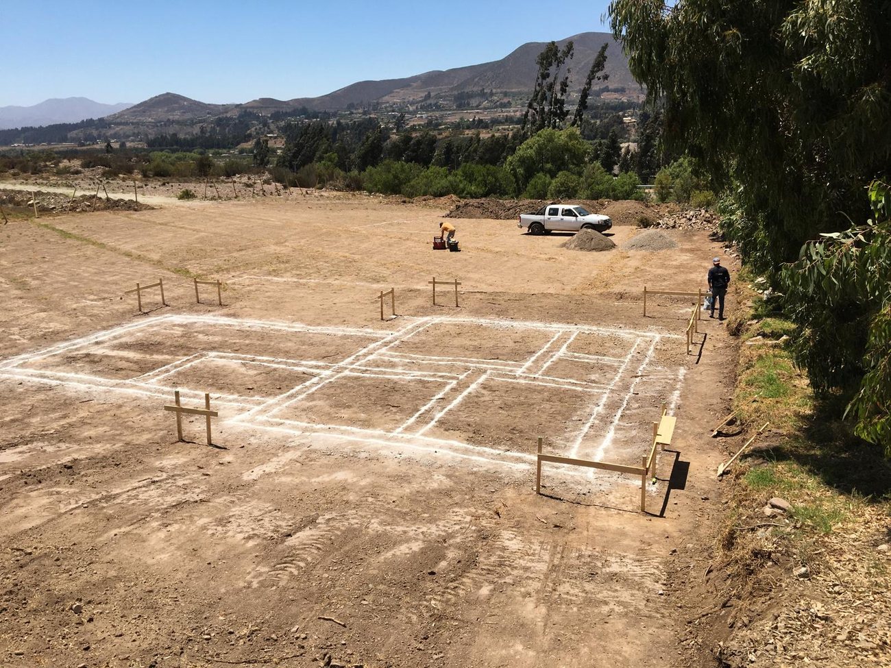 Replanteo del terreno para una obra nueva por AARSTEK