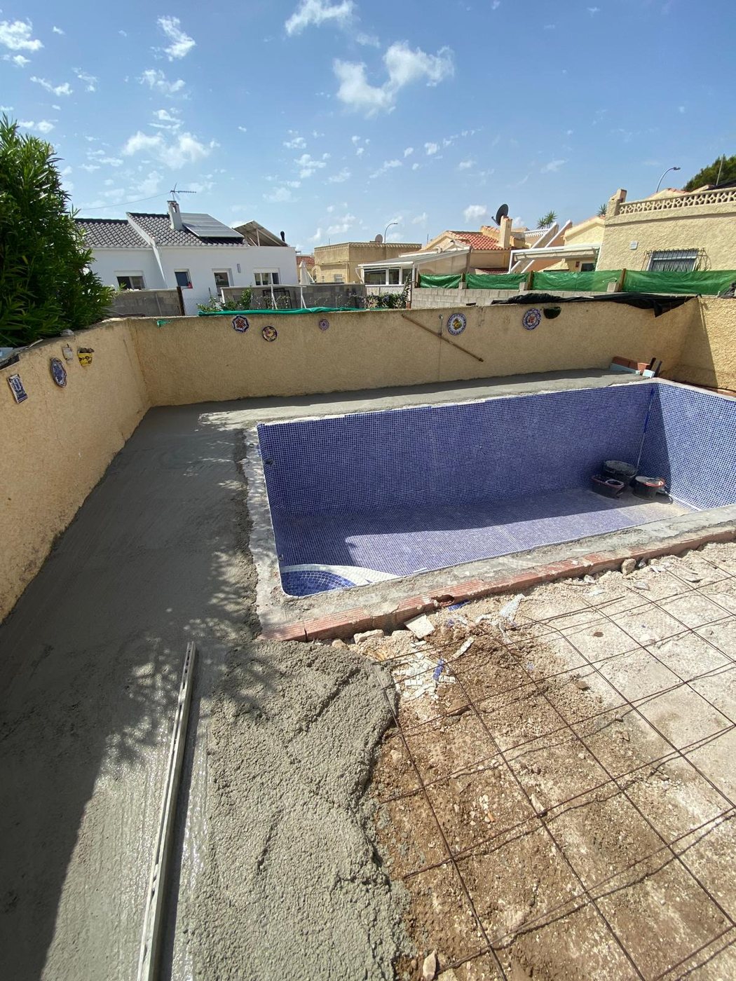Construcción de piscina por AARSTEK